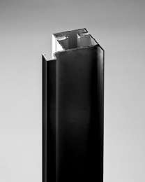Алюм. вертикальный L профиль 1146L черный 4,7м